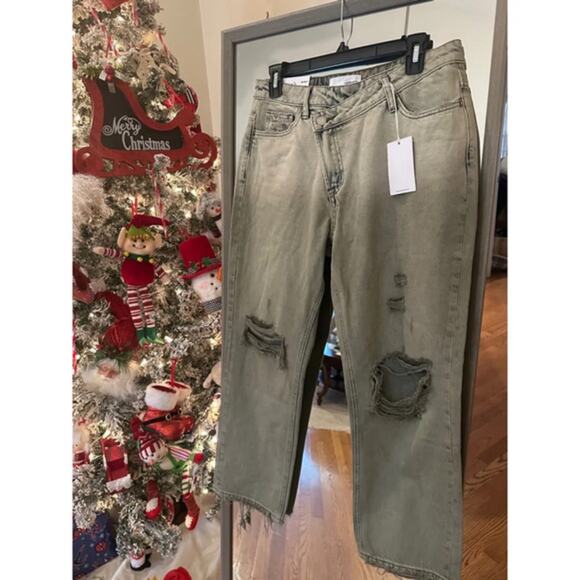 Vervet by Flying Monkey Women’s Distressed Jeans Sz 29 Olive Green Straight Leg - Picture 2 of 8